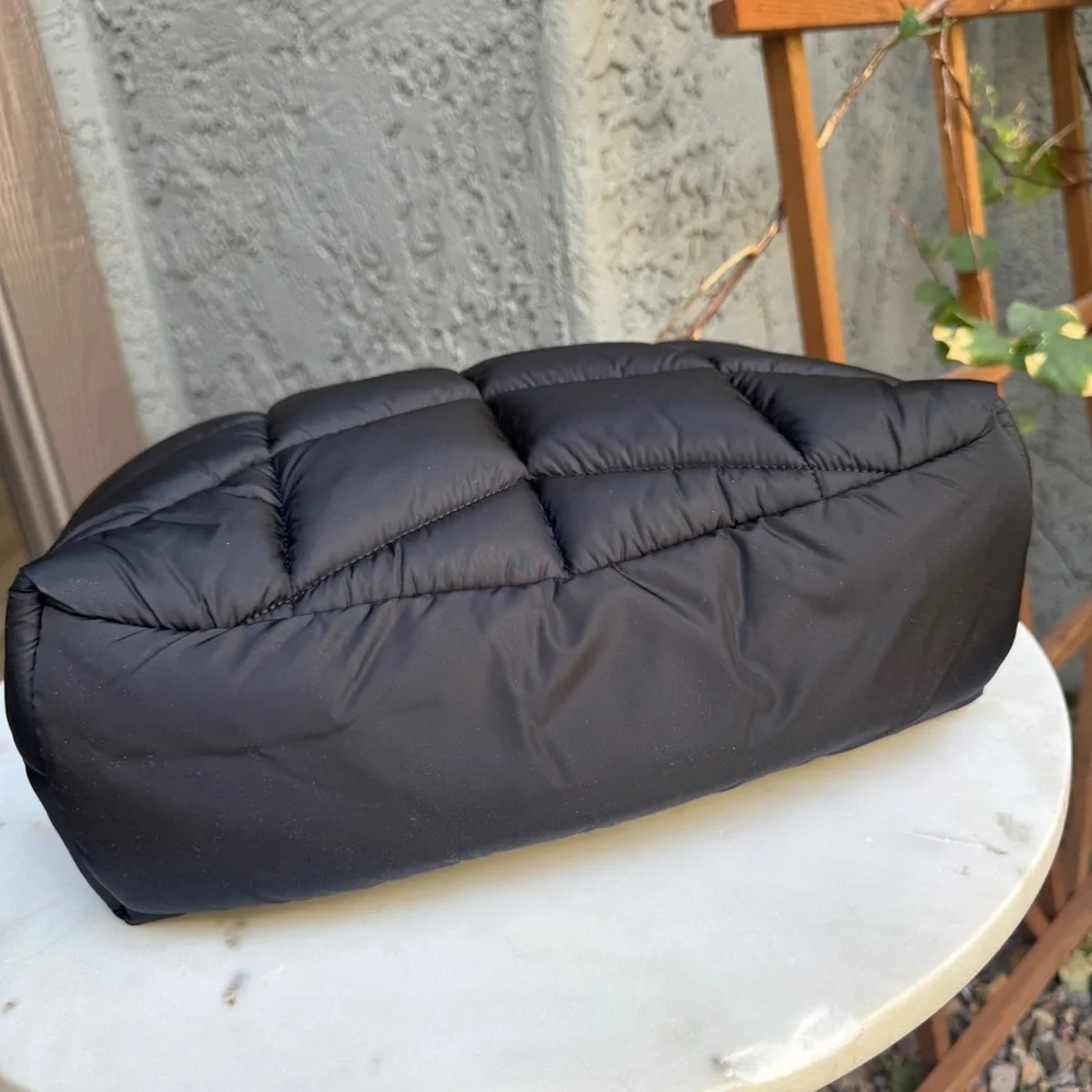 Saint Laurent Loulou Puffer Shoulder Bag - Picture 10 of 16